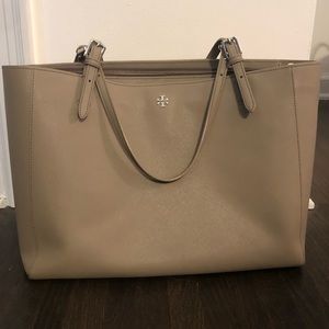 Tory Burch tote